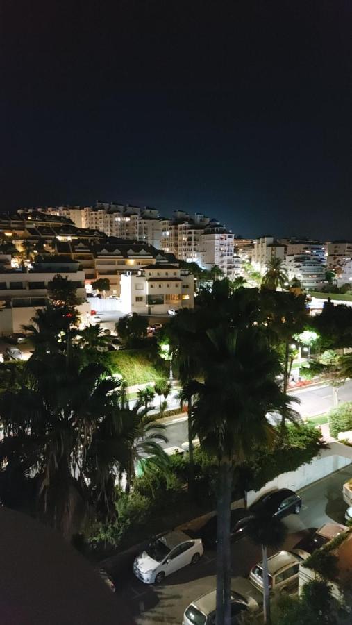 Puerto Paraiso Estepona port Exterior foto